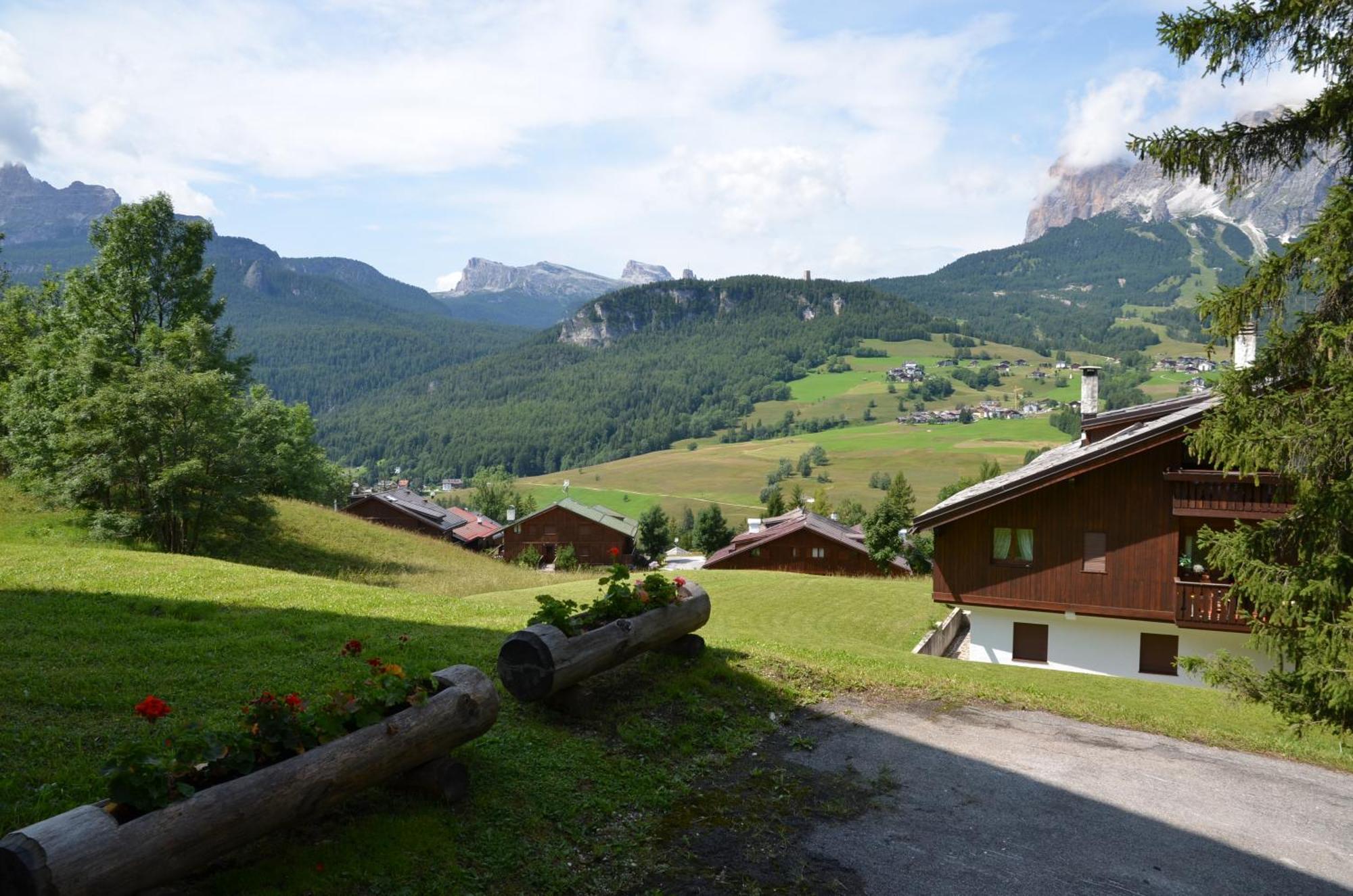 Апартаменты Mansarda A Cortina Кортина-д'Ампеццо Экстерьер фото